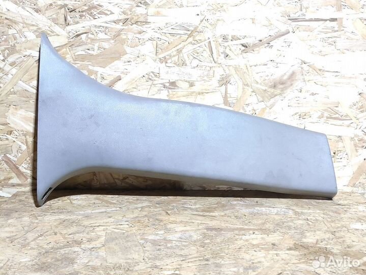 Обшивка стойки правая Subaru Forester S12