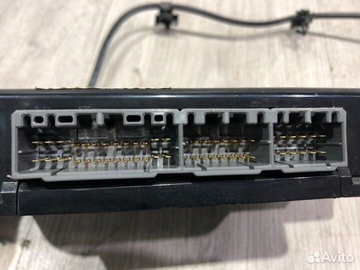 Блок управления светом Hyundai Tucson JM G6BA 2004