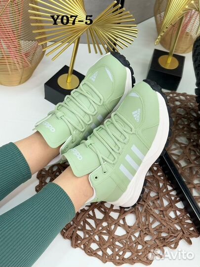 Женские кроссовки все размеры