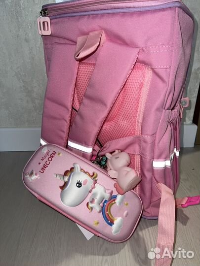 Рюкзак школьный для девочки новый