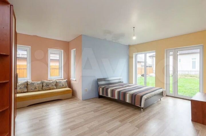 Таунхаус 175 м² на участке 6 сот.