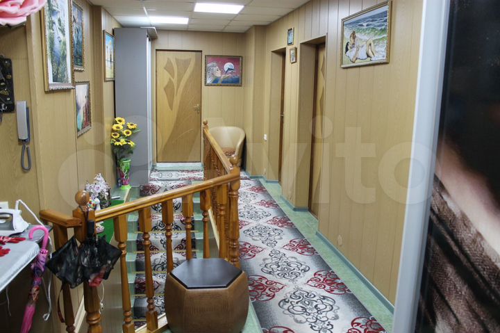 Комната 35 м² в 7-к., 1/2 эт.