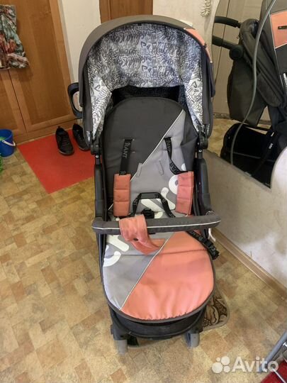 Прогулочная коляска