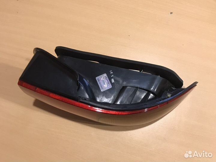 Фонарь задний правый Hyundai Sonata 3