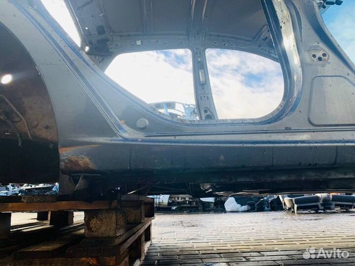 Порог правый Mazda131191