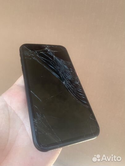 iPhone xr заблокирован