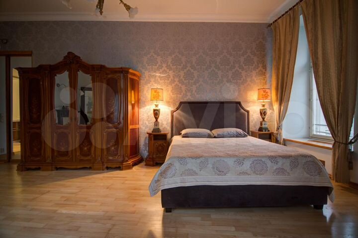 2-к. квартира, 90 м², 2/5 эт.