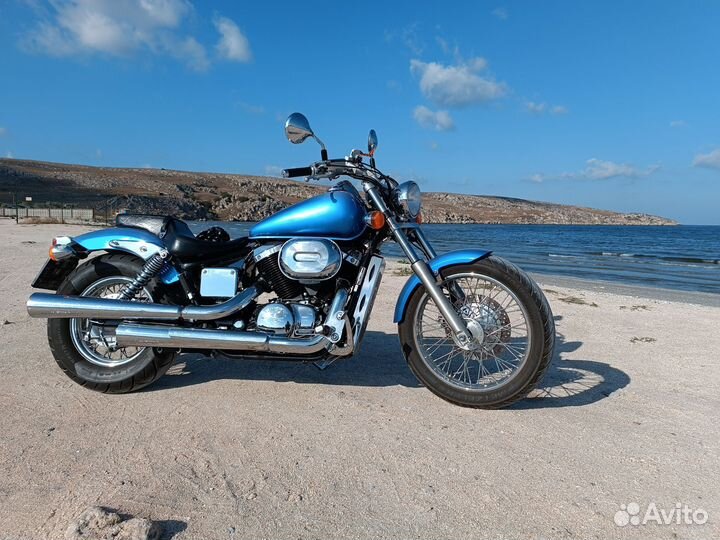 Мотоцикл Honda vt750 Shadow