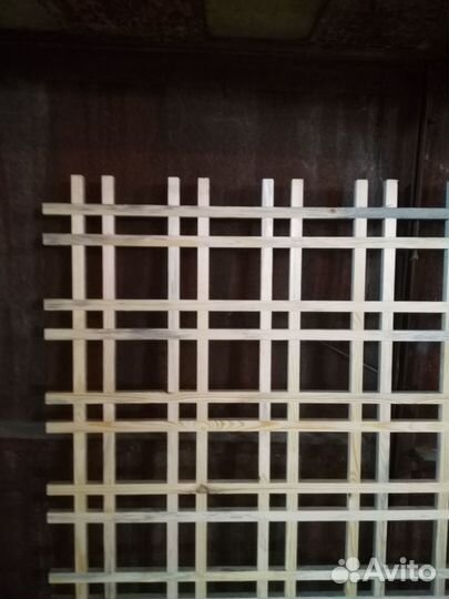 Шпалера деревянная