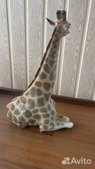 Статуэтка фарфор жираф