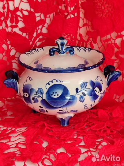 Сахарница(пельменница) и конфетница, гжель