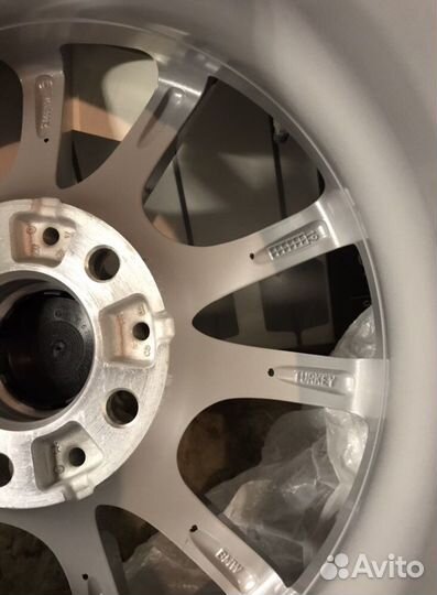 Новые оригинальные колеса BMW F30