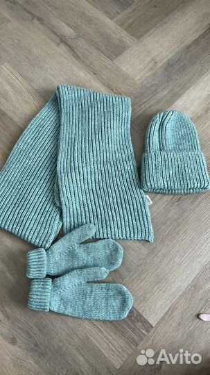 Комплект зимний шапка, шарф, варежки