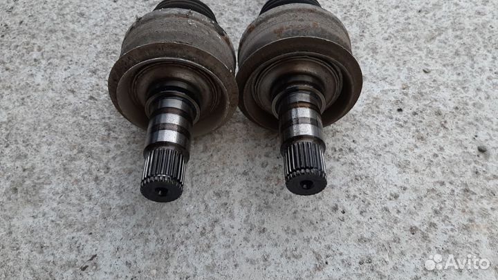 Приводный вал задний Mercedes CLS 219 W219