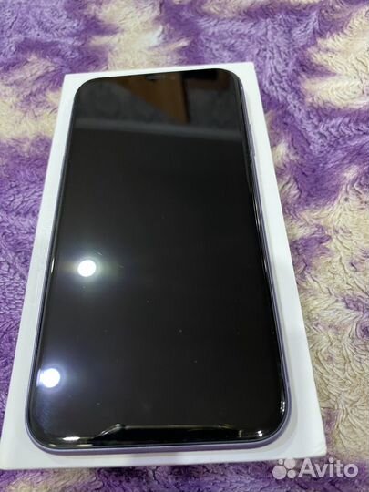 iPhone 11, 64 ГБ