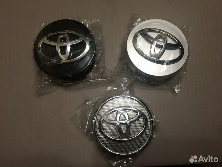 Колпачек на диск колеса toyota