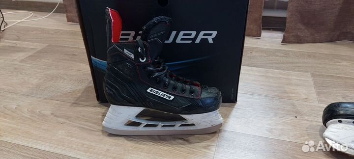 Коньки хоккейные размер 38.5