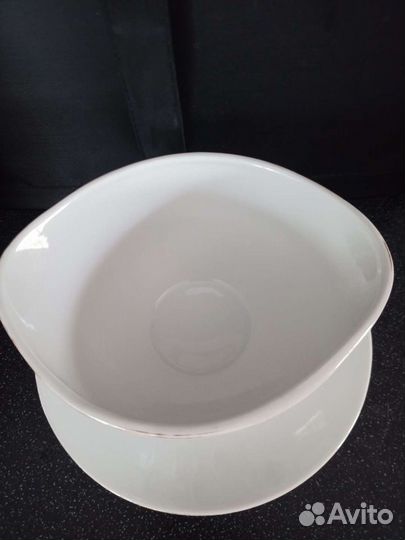 Соусник с блюдцем