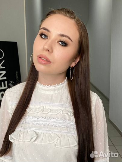 Визажист-бровист, оформление бровей, макияж