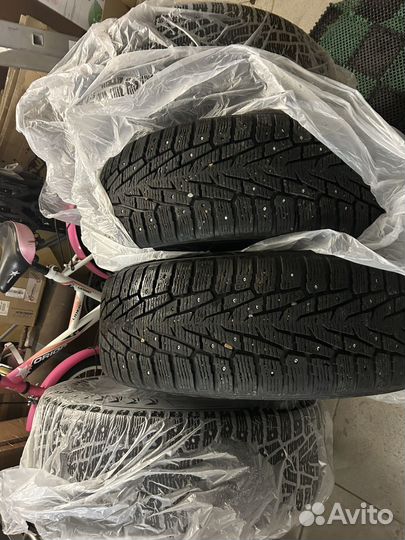 Nokian Tyres Hakkapeliitta 7 SUV 235/60 R18 107T