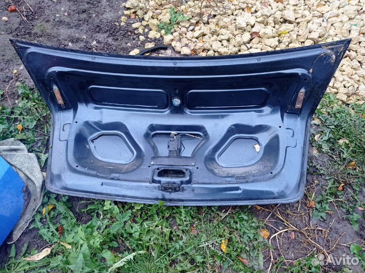 Крышка багажника логан 1