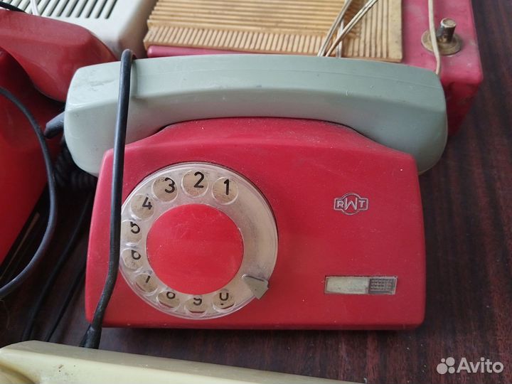 Старый телефон