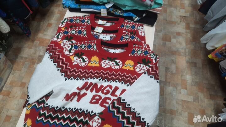 Пуловер унисэкс.новый год