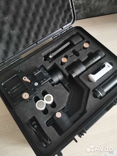 Стабилизатор zhiyun Crane plus