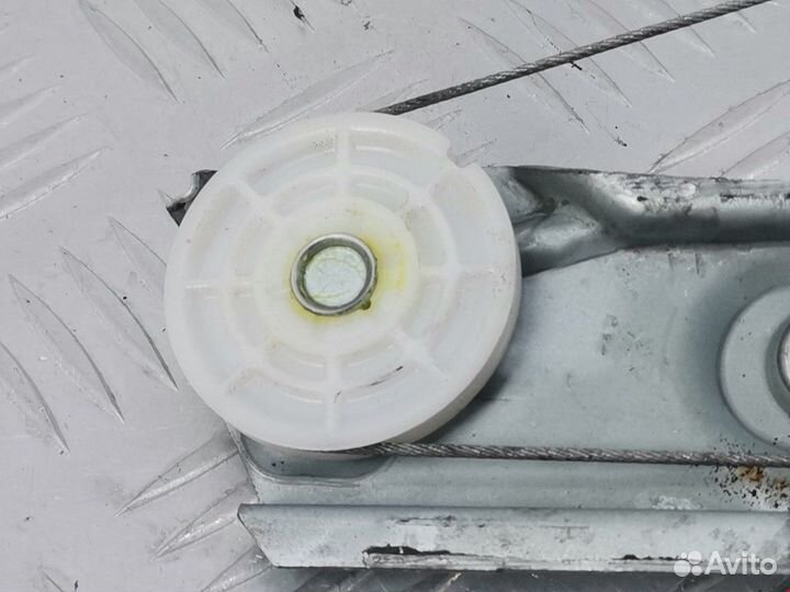 Стеклоподъемник для BMW 3-Series (E46)