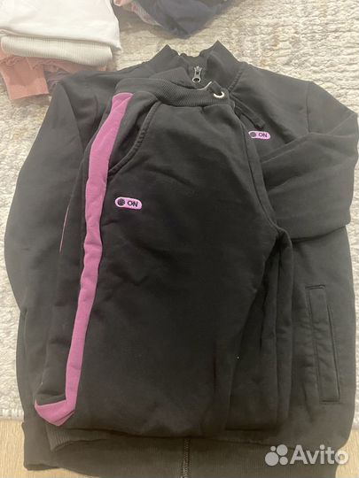 Костюм спортивный