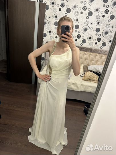 Вечернее платье