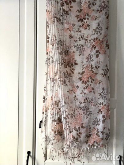 Шарфы платки палантины