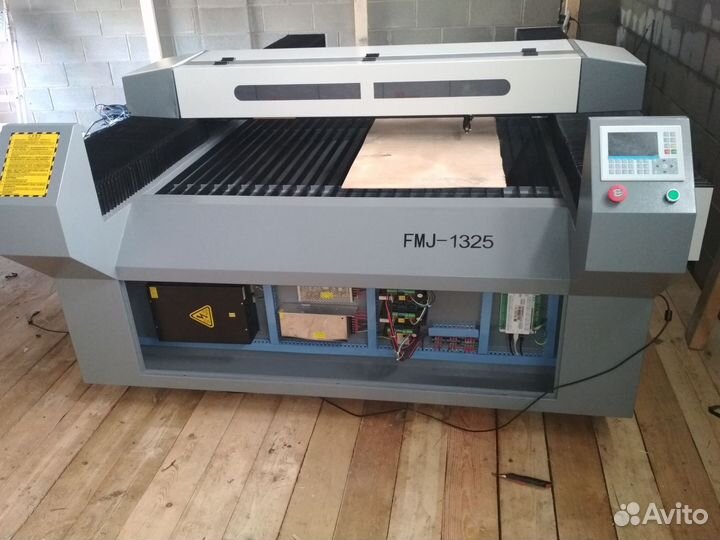 Лазерный станок co2 бу