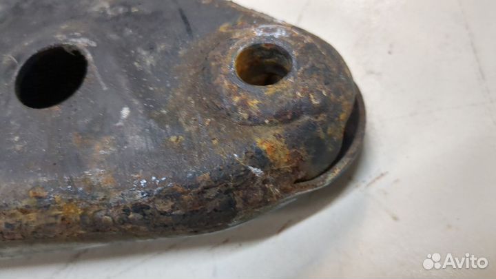 Рычаг подвески левый передний Subaru Legacy Outback (B15)