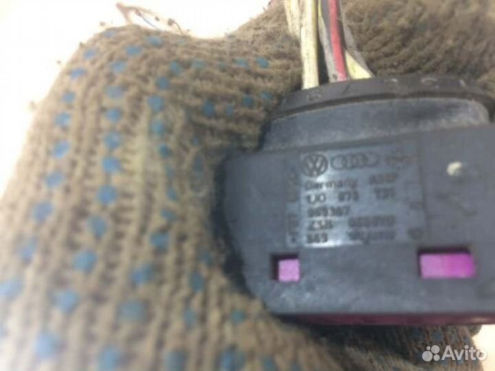 Проводка бампера задняя Volkswagen Passat B7