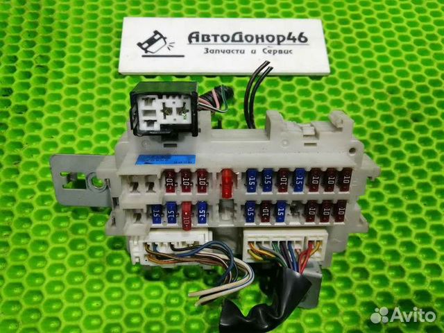 Блок предохранителей салонный Nissan Teana J31