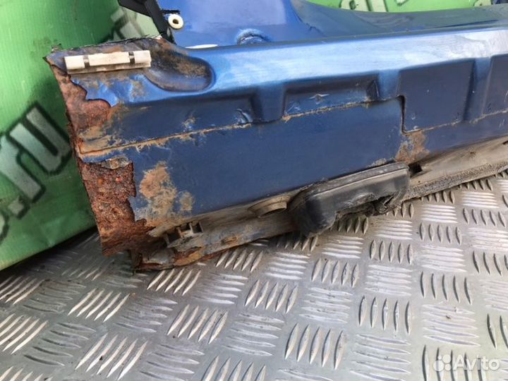 Порог кузова правый Mercedes-Benz C-Class W203