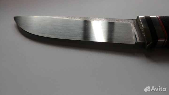 Нож из стали Niolox