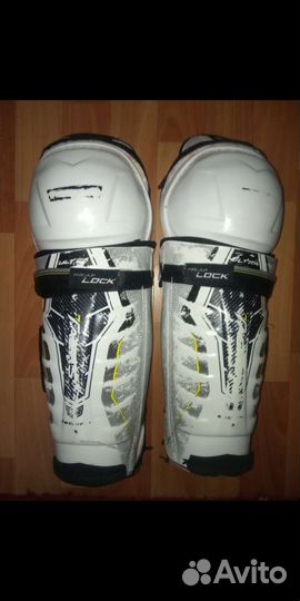 Щитки наколенники CCM Ultratacks