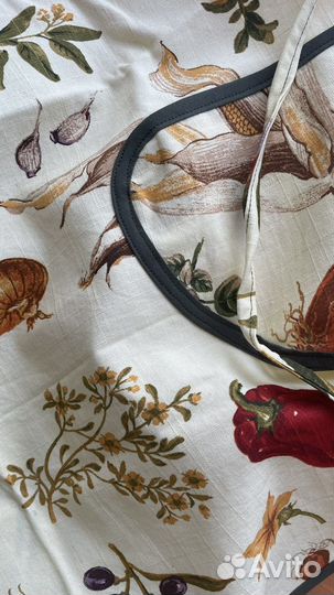 Скатерть, фартук, прихватки