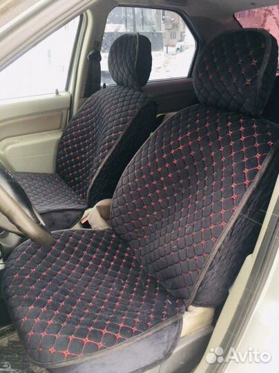 Крутые чехлы на все сиденья автомобиля