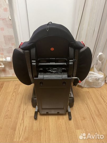 Автомобильное кресло siger 9-18 с isofix