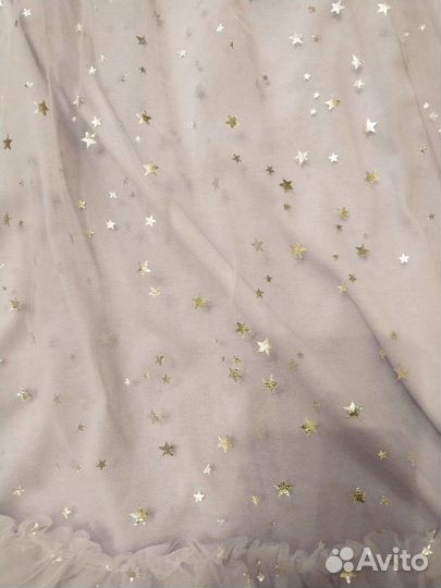 Платье нарядное р.140