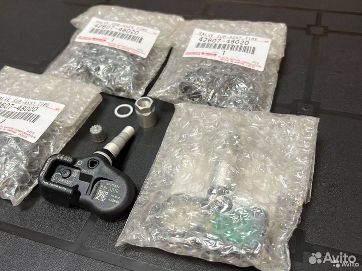 Датчики давления в шинах Тойота Лексус 42607-48020