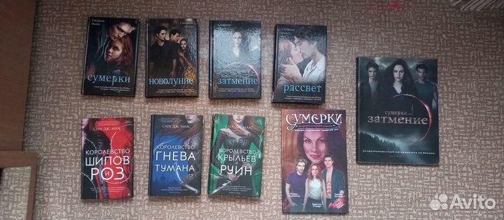 Разные книги, в основном фантастика