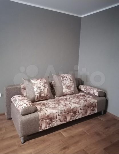 2-к. квартира, 53 м², 8/10 эт.