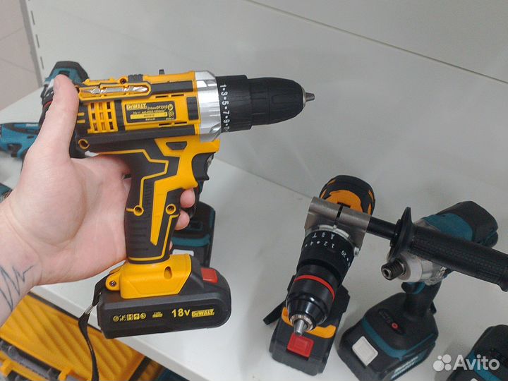 Шуруповерт makita, dewalt, Bosch в ТЦ ёлка