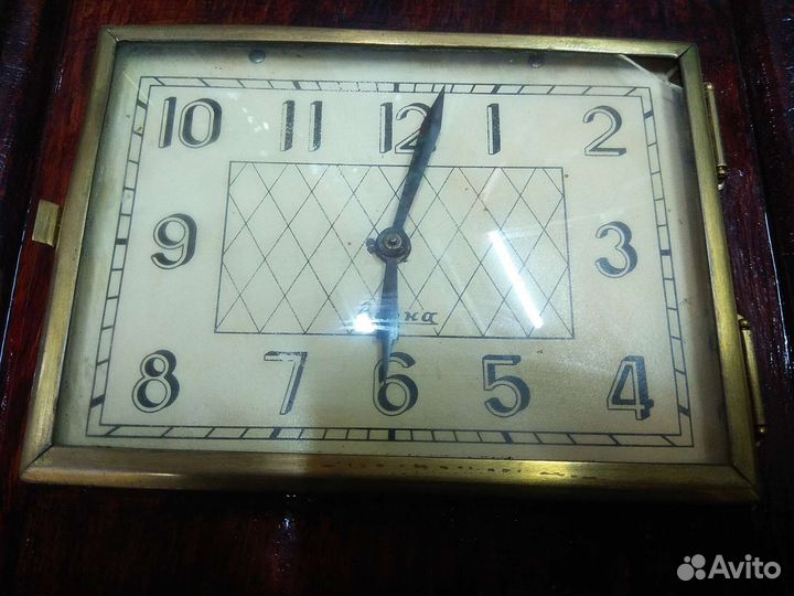 Настольные часы с боем. Весна. 1958г