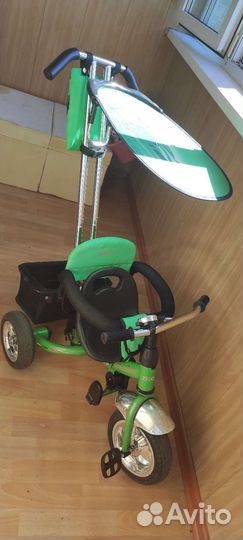 Детский трёх колесный велосипед с ручкой