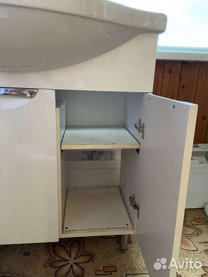 Тумба для ванной,зеркало